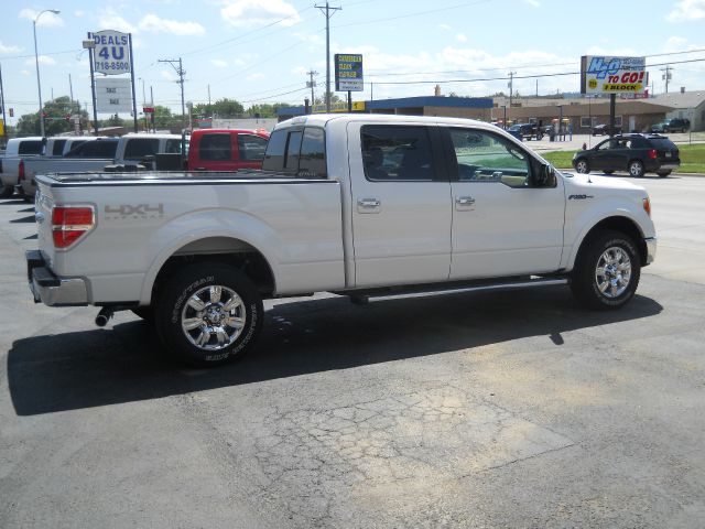 2011 Ford F150 X/ FOUR Wheel Drive