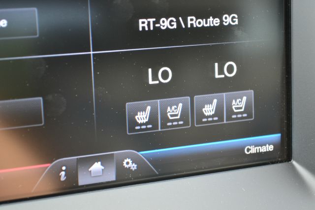 2013 Ford F150 Touring Plus Sedan 4D