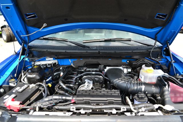 2013 Ford F150 Touring Plus Sedan 4D