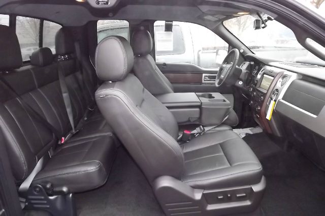 2013 Ford F150 4WD 4dr Auto W/sparecargo Covers