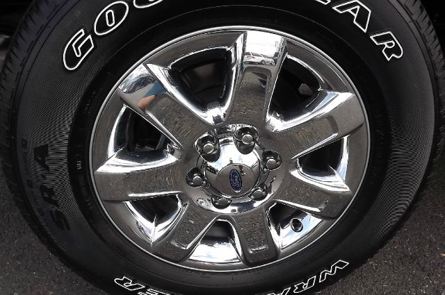 2013 Ford F150 XLT Supercrew Short Bed 2WD