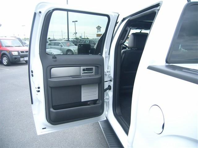 2013 Ford F150 EXT CAB 4WD 143.5wb