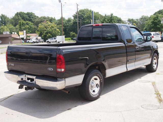 2004 Ford F150 Heritage ESi