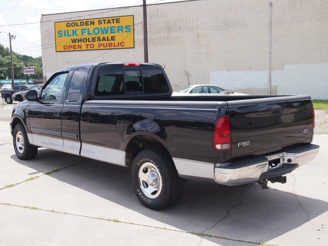 2004 Ford F150 Heritage ESi