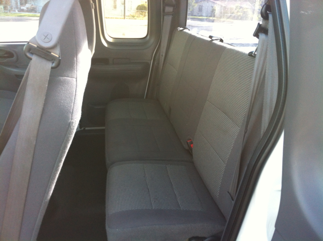 2004 Ford F150 Heritage 2.4 LX