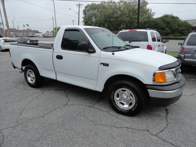 2004 Ford F150 Heritage Crew Cab Short Box 2-wheel Drive SLE