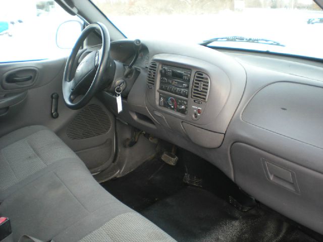 2004 Ford F150 Heritage 3.0si Coupe