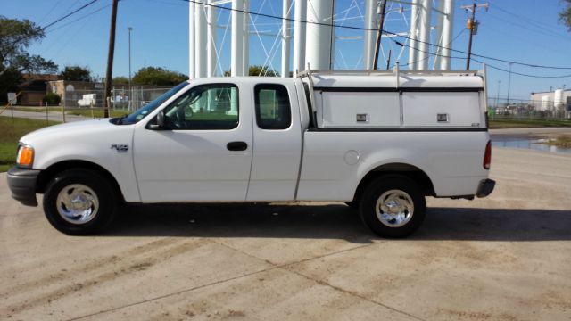 2004 Ford F150 Heritage SLE- 4X4