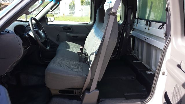 2004 Ford F150 Heritage SLE- 4X4