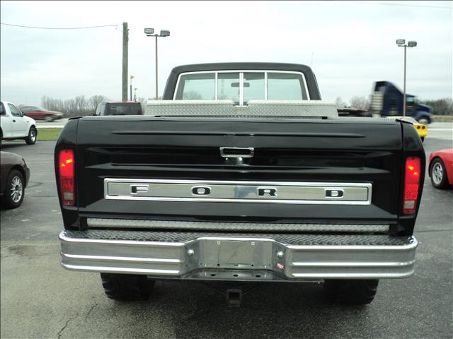 1979 Ford F250 4WD Access V6 AT (SE) 4x4 Truck