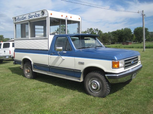 1990 Ford F250 Lariat - Crew Cab 4x4 Cap
