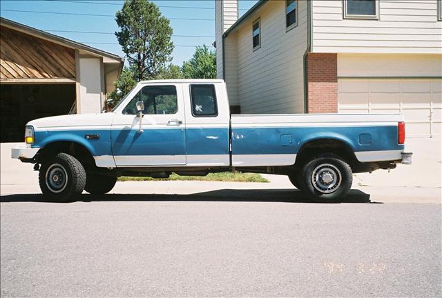 1993 Ford F250 4dr Sdn CX