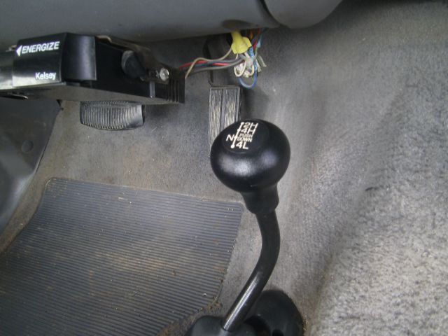 1995 Ford F250 4dr HB Auto PZEV