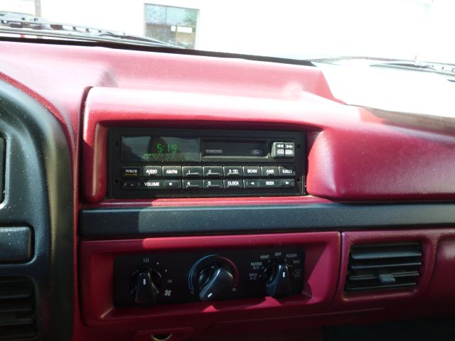 1996 Ford F250 CREW CAB XL 4X4