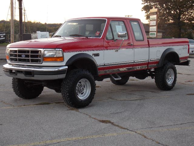1996 Ford F250 Reg Cab 108 WB