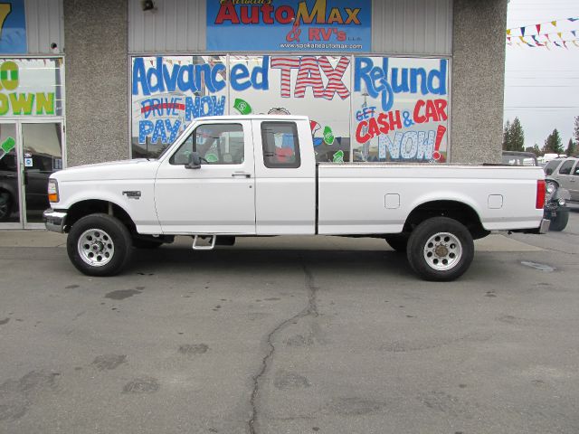 1997 Ford F250 S 2-door Hatchback