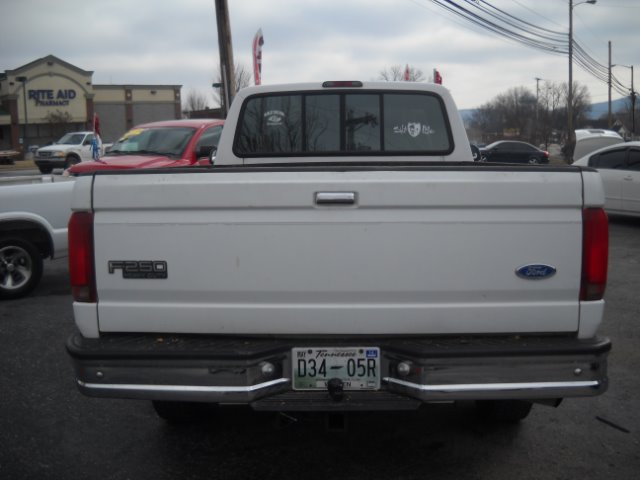 1997 Ford F250 S 4-door Hatchback