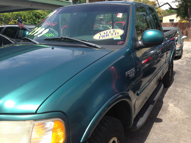 1998 Ford F250 XL 2WD Reg Cab