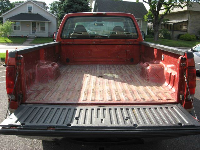 1999 Ford F250 FWD 4dr LS SUV