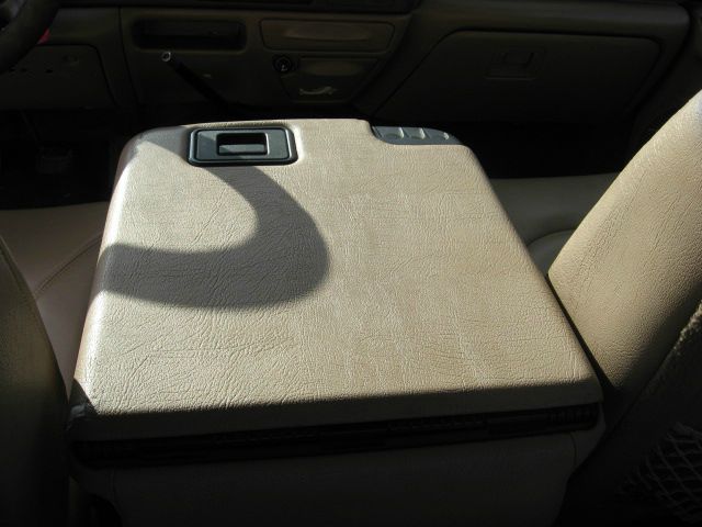 1999 Ford F250 FWD 4dr LS SUV