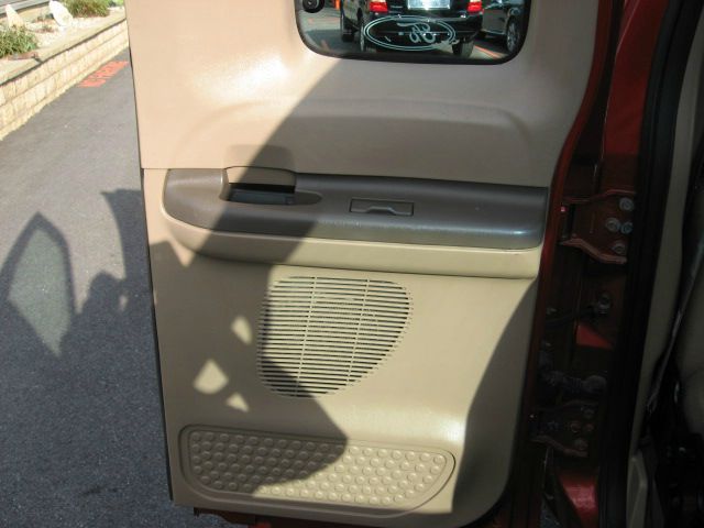 1999 Ford F250 FWD 4dr LS SUV