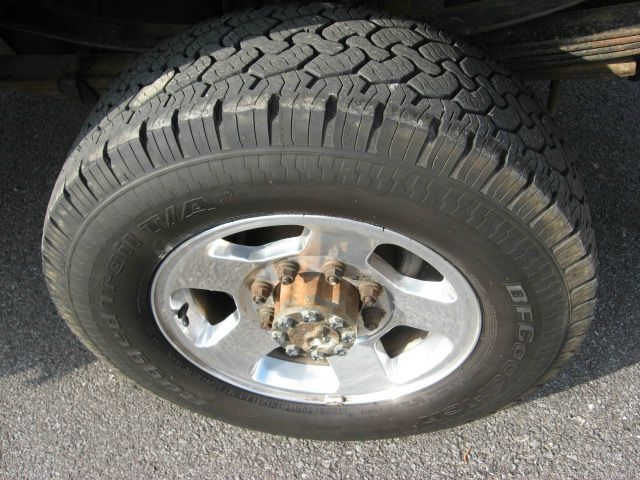 1999 Ford F250 FWD 4dr LS SUV