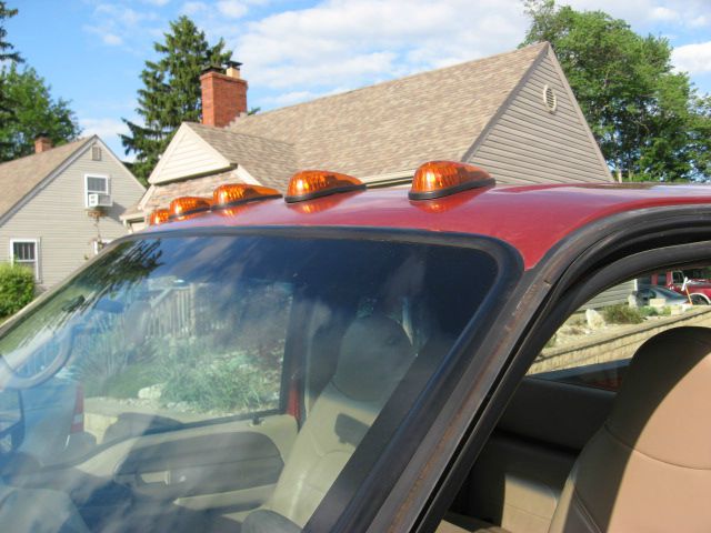 1999 Ford F250 FWD 4dr LS SUV