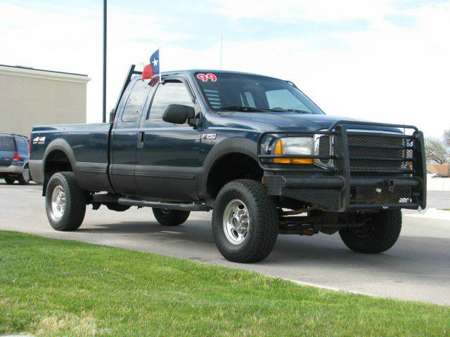 1999 Ford F250 3.2L Quattro S-line 6-speed Manual