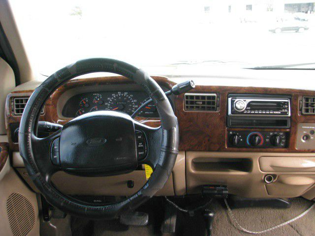 1999 Ford F250 3.2L Quattro S-line 6-speed Manual