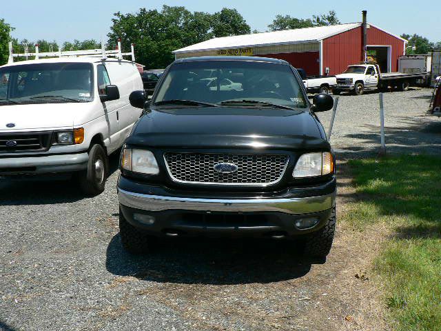 1999 Ford F250 XL 2WD Reg Cab