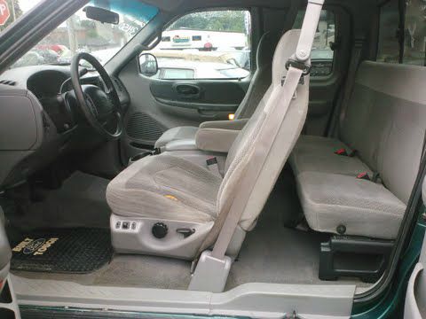 1999 Ford F250 XL 2WD Reg Cab