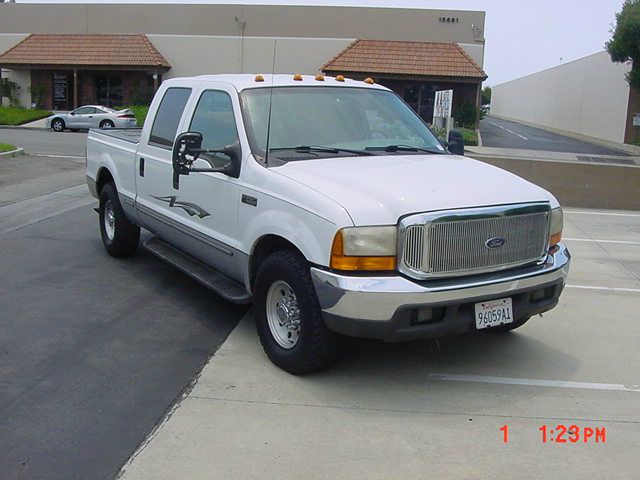 1999 Ford F250 SLT W/61k