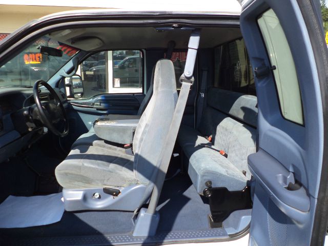 1999 Ford F250 XL Diesel CREW CAB