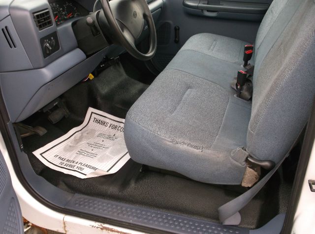 1999 Ford F250 SL 4x4 Regular Cab