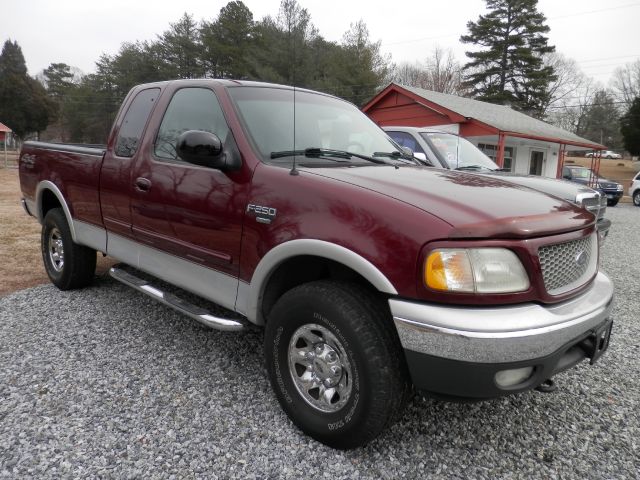 1999 Ford F250 XL 2WD Reg Cab