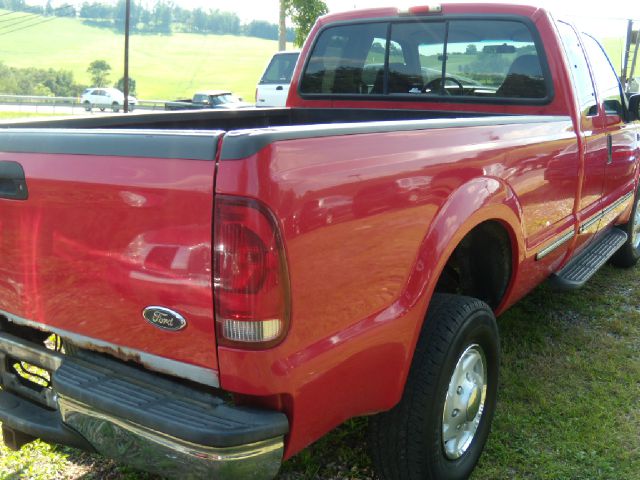 1999 Ford F250 FWD 4dr LS SUV