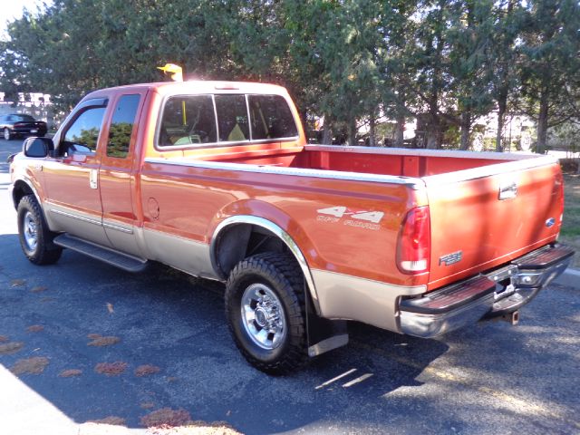 1999 Ford F250 FWD 4dr LS SUV