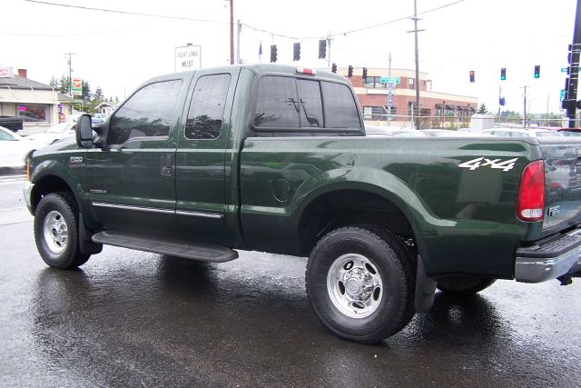 2000 Ford F250 Crew Cab 143.5 WB 4WD SLT