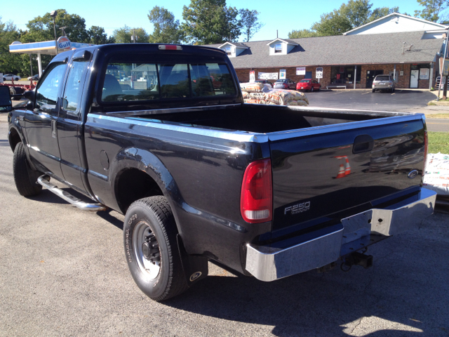 2000 Ford F250 Reg Cab 108 WB