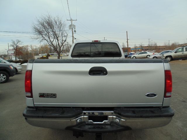 2000 Ford F250 SE Well Kept Alloy Wheels