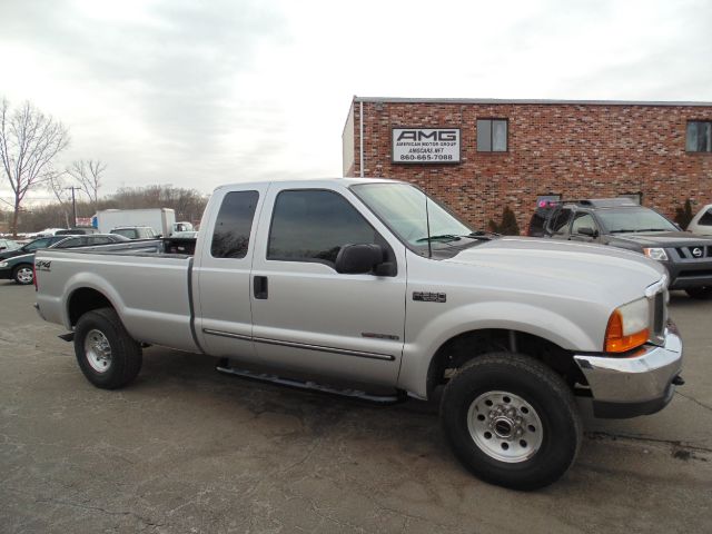 2000 Ford F250 SE Well Kept Alloy Wheels
