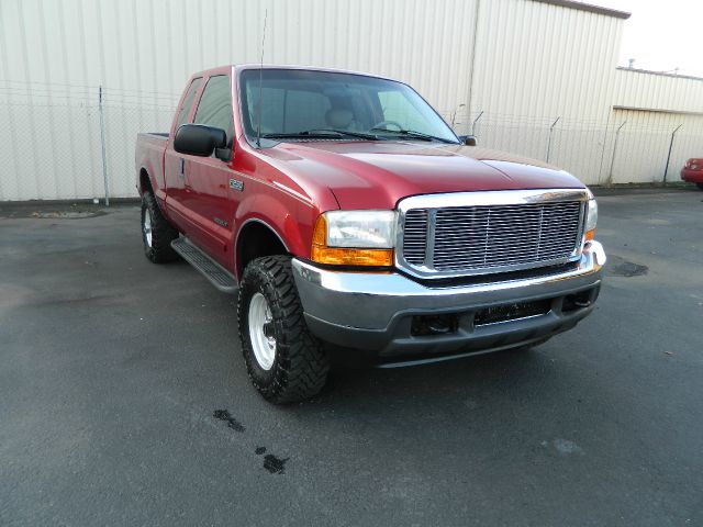 2001 Ford F250 Crew Cab 143.5 WB 4WD SLT