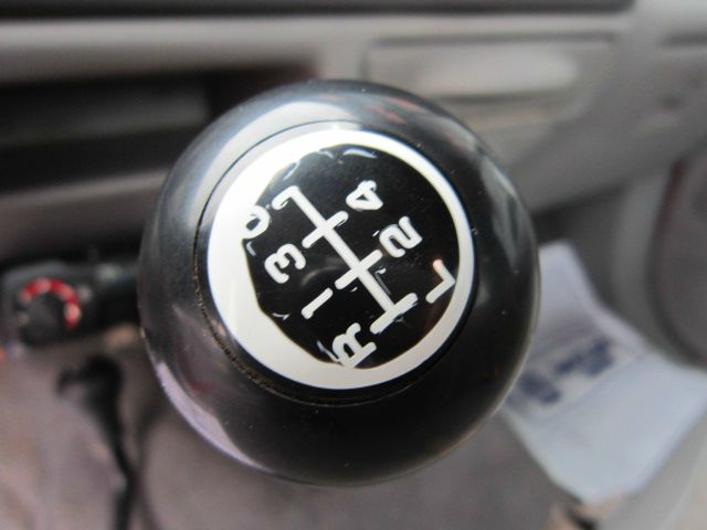 2001 Ford F250 Crew Cab Short Box 2-wheel Drive SLE