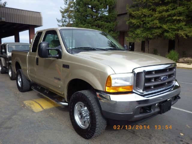 2001 Ford F250 SE Well Kept Alloy Wheels