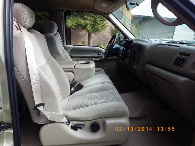 2001 Ford F250 SE Well Kept Alloy Wheels