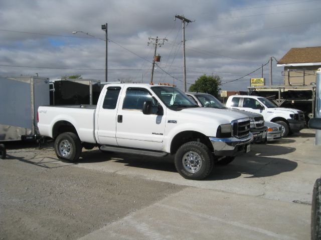 2001 Ford F250 SLT 1 Ton Dually 4dr 35
