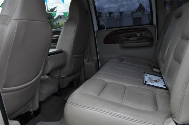 2001 Ford F250 EX W/ Navigation