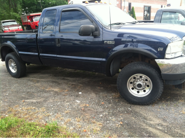 2001 Ford F250 SE Well Kept Alloy Wheels