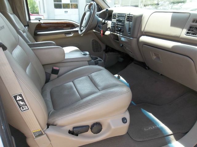 2001 Ford F250 EX W/ Navigation