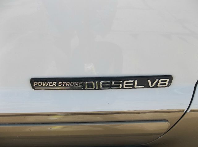 2001 Ford F250 EX W/ Navigation